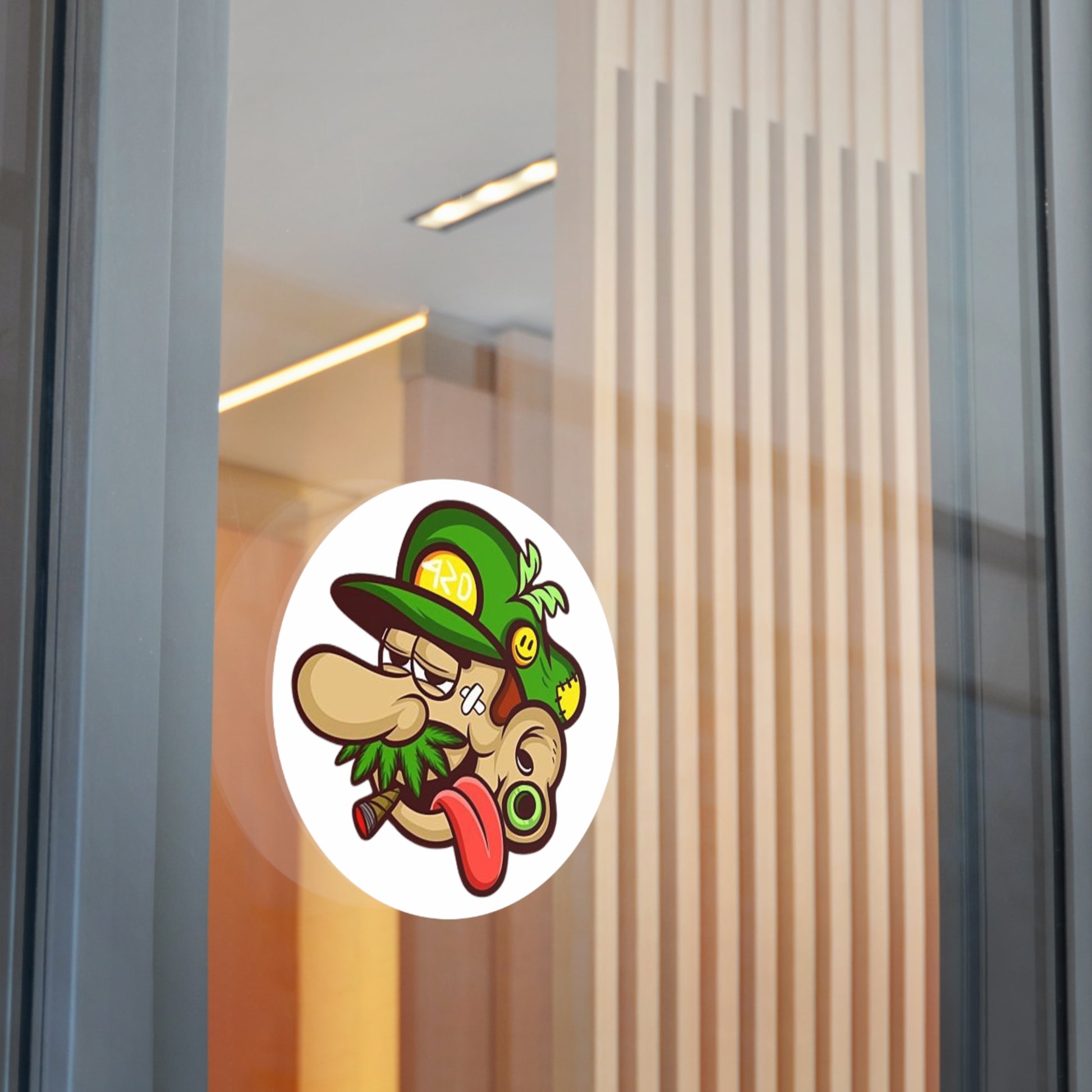 Luigi Smoking&Chilling - Round Vinyl Stickers -
